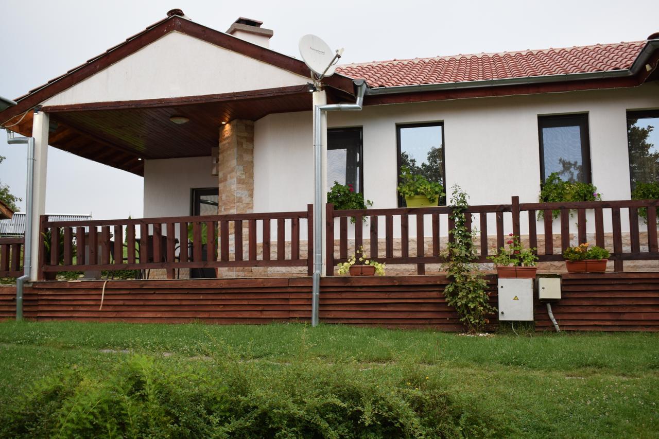 Two Villas Kirkovo Exteriér fotografie